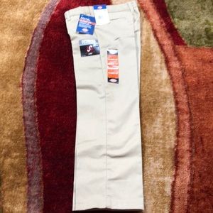 COPY - Dickie classic fit khaki pants